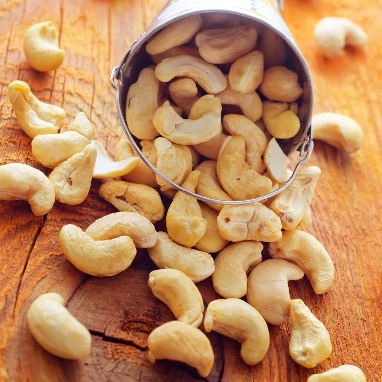 Unroasted Cashew Nuts 1kg Edible Nut Processing Company